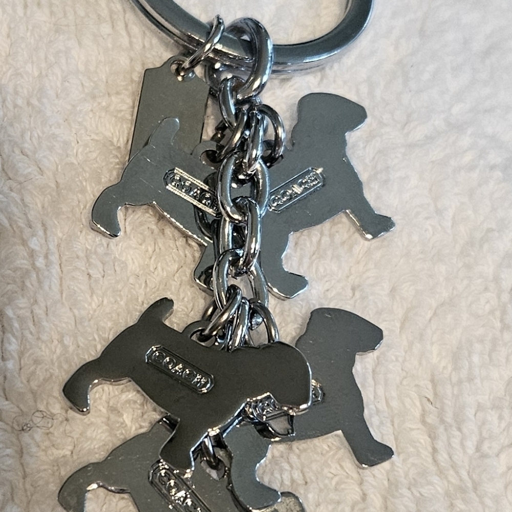Coach Vintage Five Beagle Charm Silver Key Chain Ring Collectible Rare - Picture 5 of 6